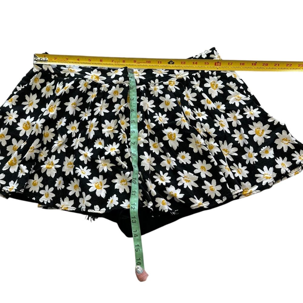 Womens Shorts Skorts Bundle Size Large Floral Tie Dye Summer Vacation Travel - Picture 3 of 10